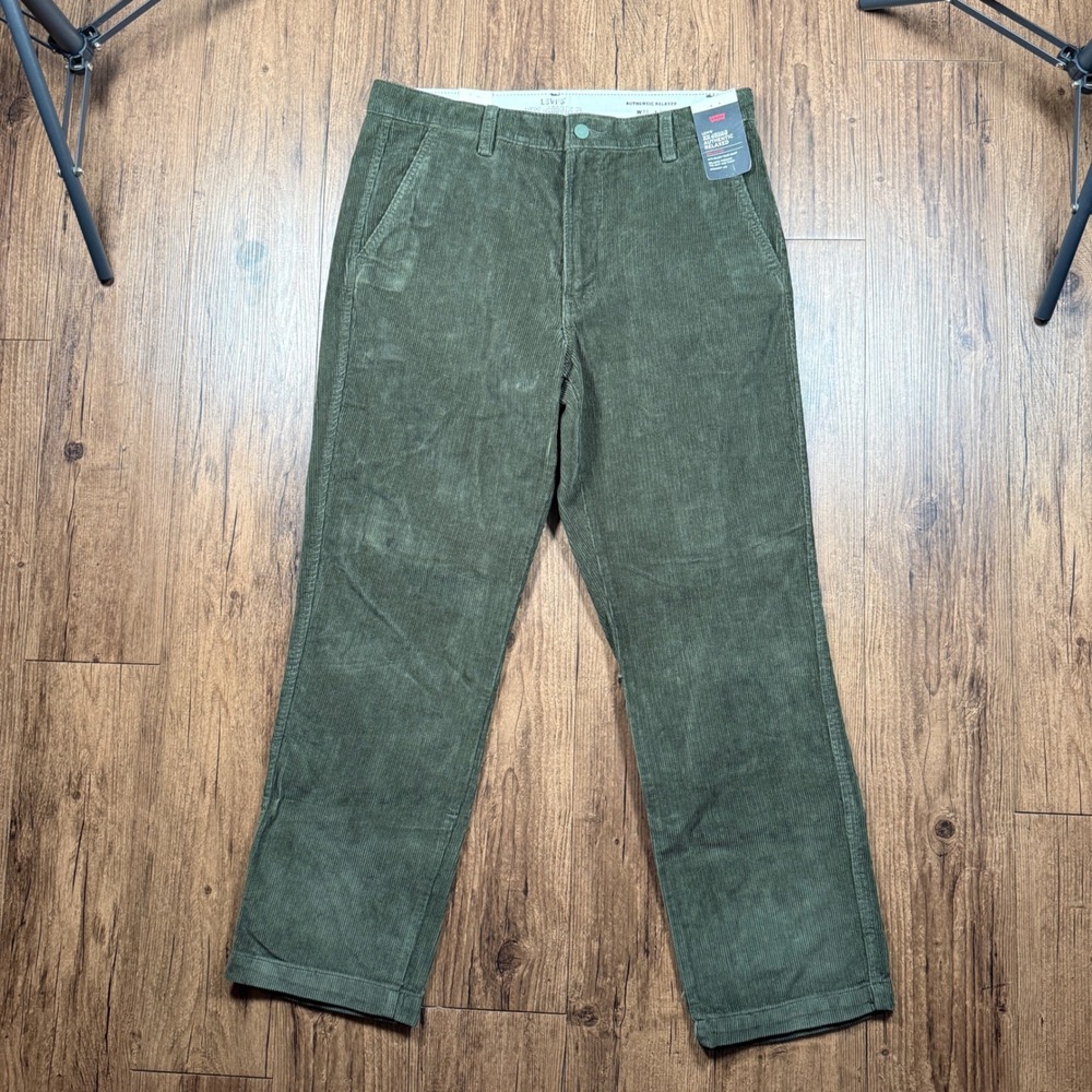 Levis XX Chino Authentic Relaxed Corduroy Pants Men 33x30 Green Straight Leg NWT
